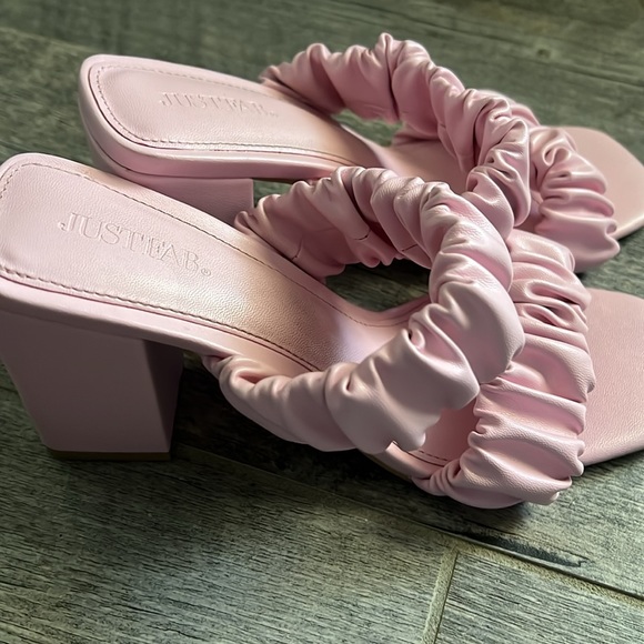 SOLDOUT pink heel sandals -sz 8 - Picture 4 of 7